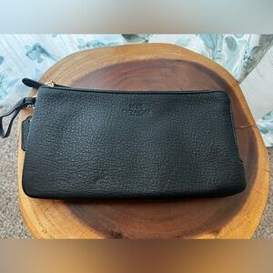 Coach Black Leather Double Zip wristlet